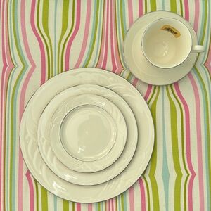 NWT 2 full sets Lenox Sand Dune Platinum, 5 piece place setting,